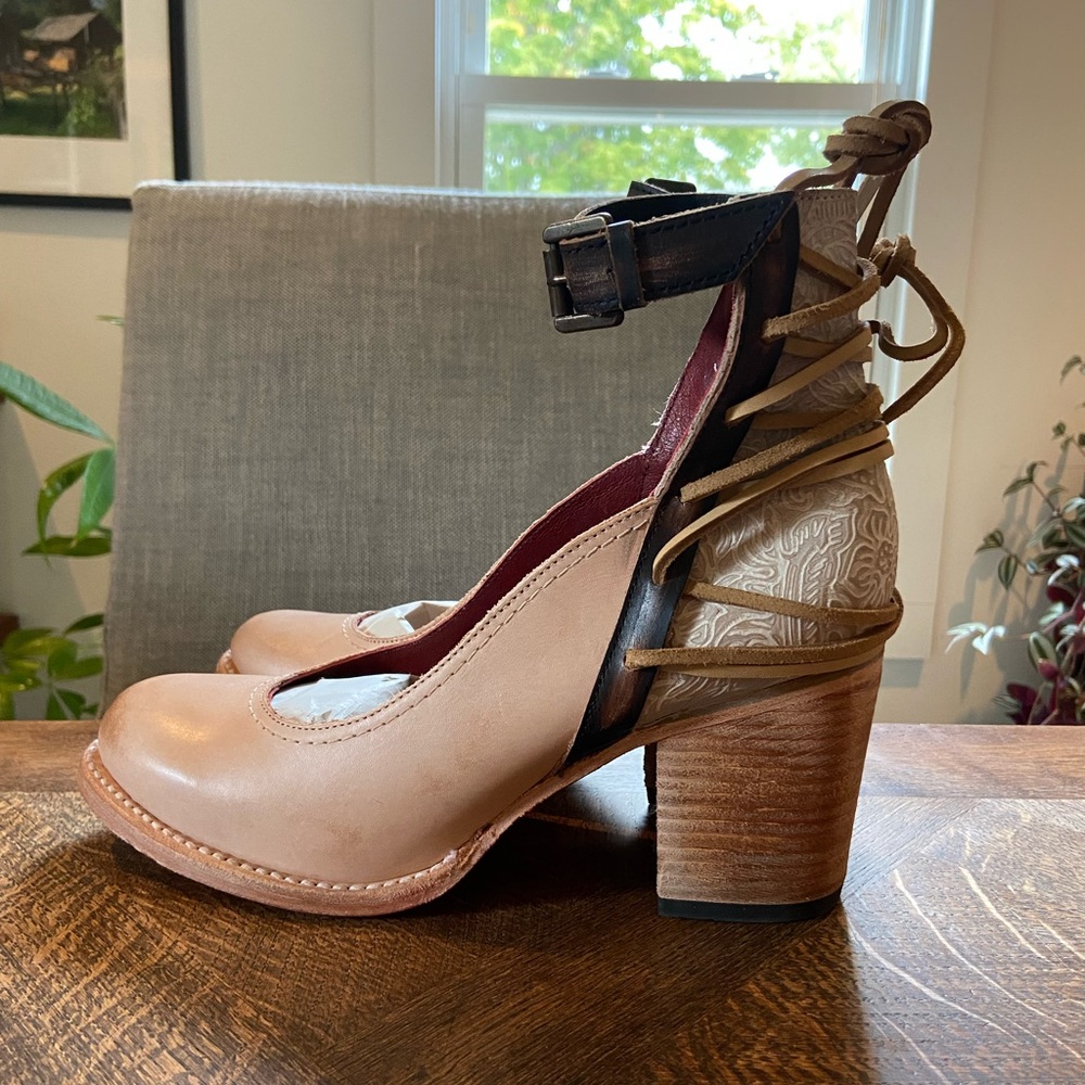 Freebird booties NWB!